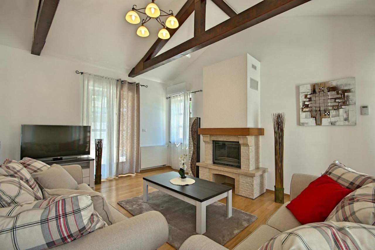 Stone Villa Zahara Лижнян Екстер'єр фото